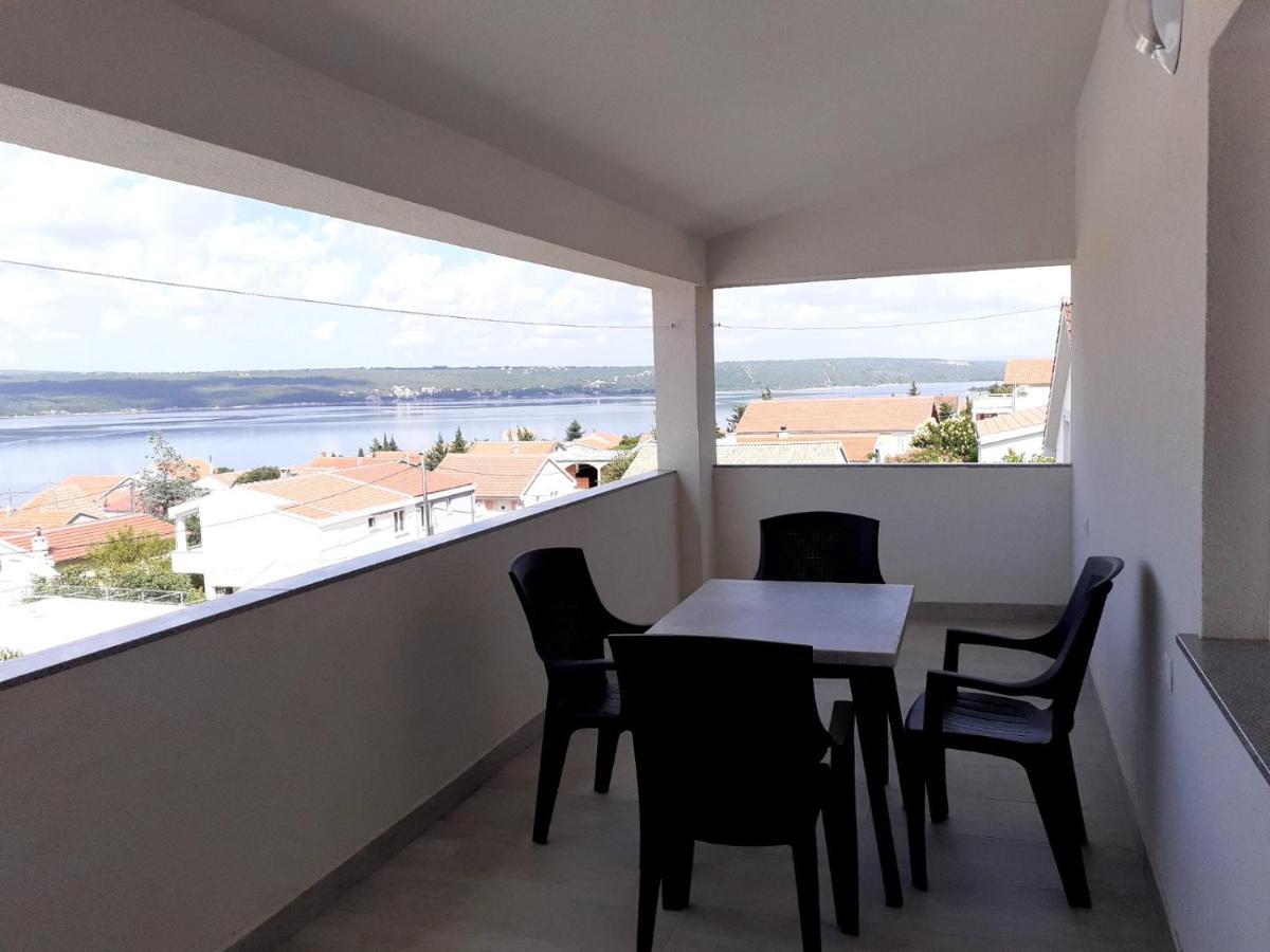 Apartmani Grumf Gornji Karin Εξωτερικό φωτογραφία